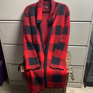 Cable & Gauge New Long Plaid Cardigan